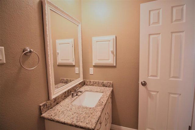 2618 Quarry Hill Road, Sugar Land, TX 77478