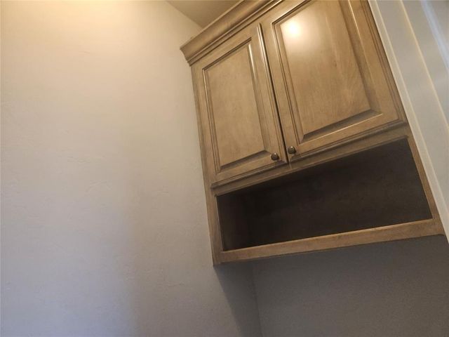 11904 SW 18th Street, Yukon, OK 73099