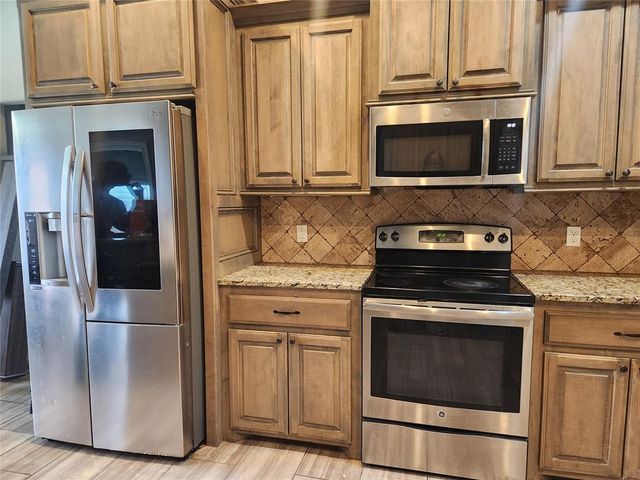 11904 SW 18th Street, Yukon, OK 73099