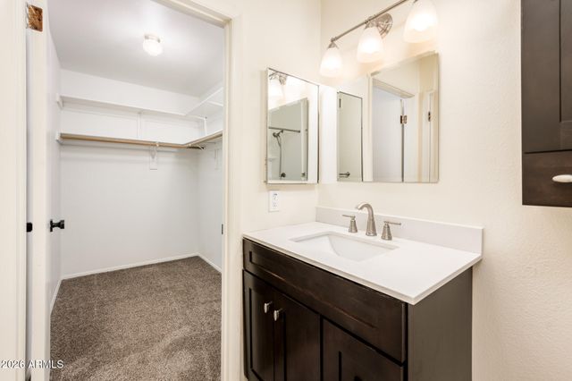 958 E LOBSTER TRAP Lane, Tempe, AZ 85283