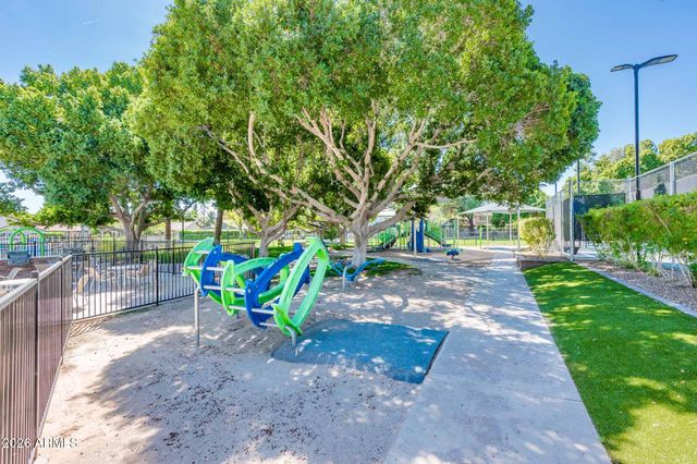 958 E LOBSTER TRAP Lane, Tempe, AZ 85283