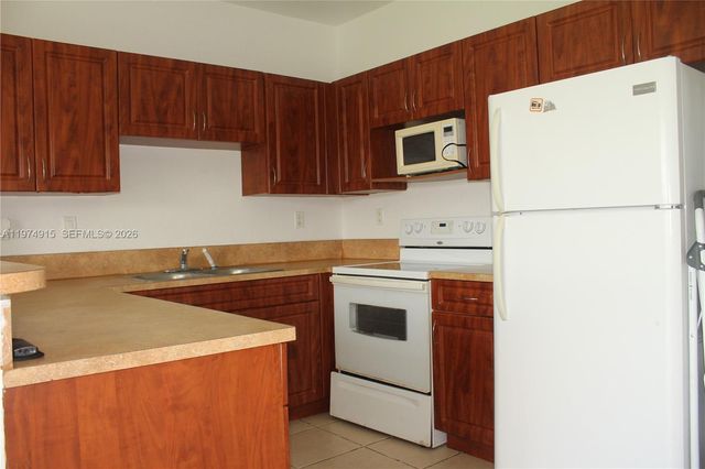 10937 SW 181st Ter, Miami, FL 33157