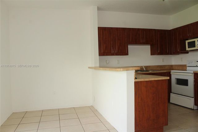 10937 SW 181st Ter, Miami, FL 33157