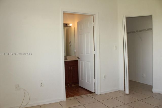 10937 SW 181st Ter, Miami, FL 33157