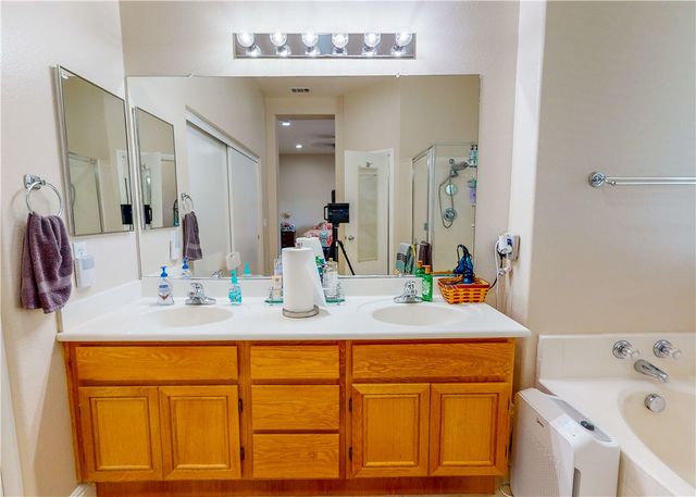 7239 Plumrose Street, Fontana, CA 92336