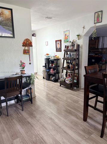 1448 NE 27th St, Pompano Beach, FL 33064