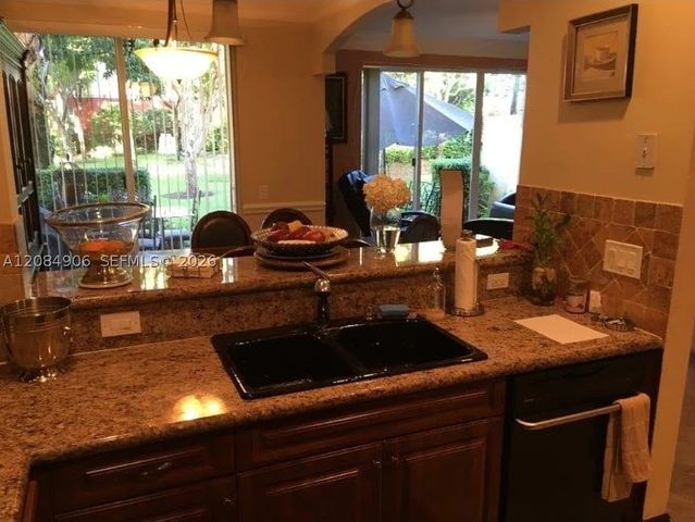 118 Bella Vita Dr 118, Royal Palm Beach, FL 33411