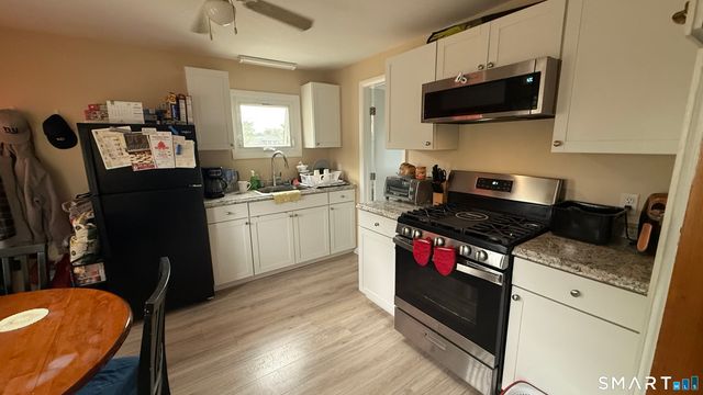 49 Chappell Street, New London, CT 06320