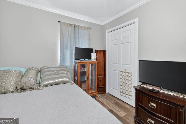 33 Warren Avenue, Waverly, GA 31565