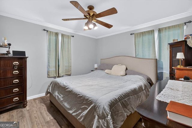 33 Warren Avenue, Waverly, GA 31565