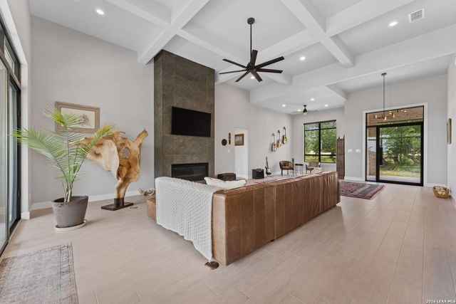 189 Eagle Crest, Spring Branch, TX 78070