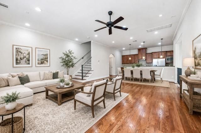 1112 Peveto Street C, Houston, TX 77019