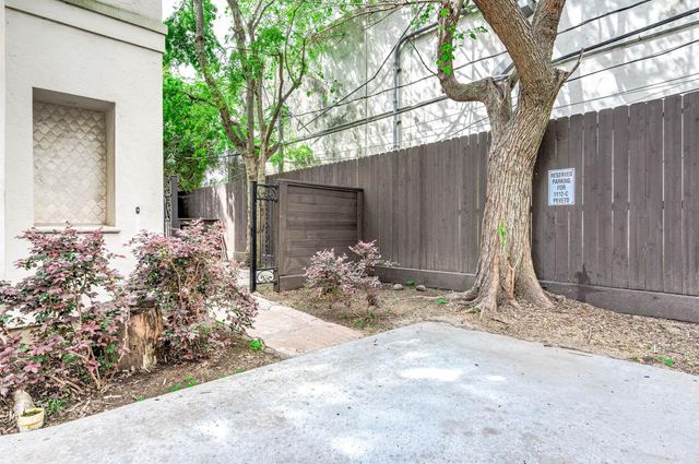 1112 Peveto Street C, Houston, TX 77019