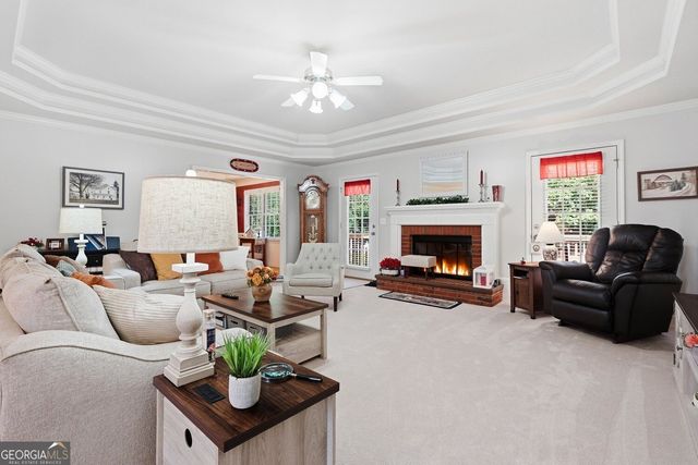 805 Ivy Ridge Drive, Loganville, GA 30052