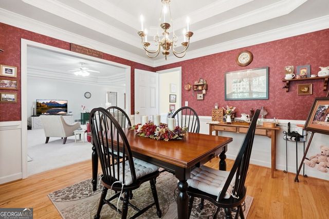 805 Ivy Ridge Drive, Loganville, GA 30052