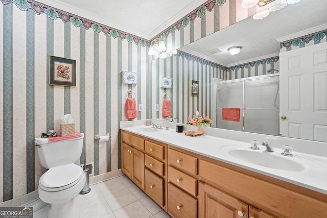 805 Ivy Ridge Drive, Loganville, GA 30052