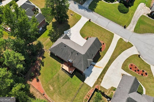 805 Ivy Ridge Drive, Loganville, GA 30052