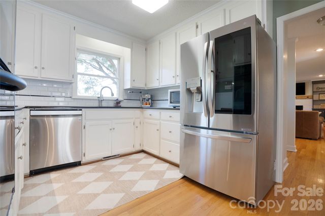 372 Baymount Drive, Statesville, NC 28625