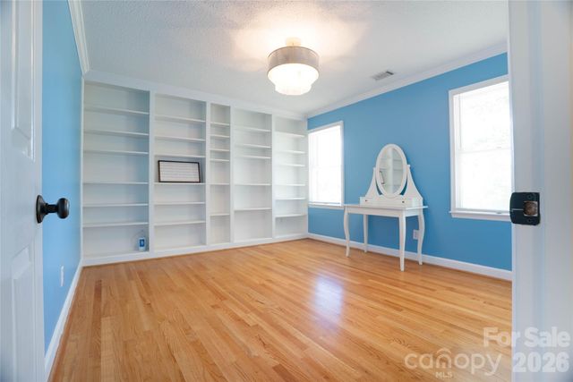 372 Baymount Drive, Statesville, NC 28625