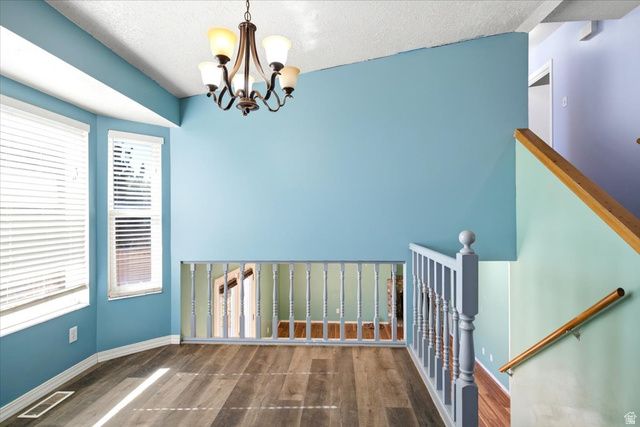 649 N 1360 W, Clinton, UT 84015