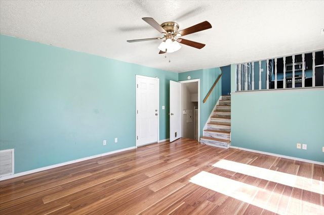 649 N 1360 W, Clinton, UT 84015