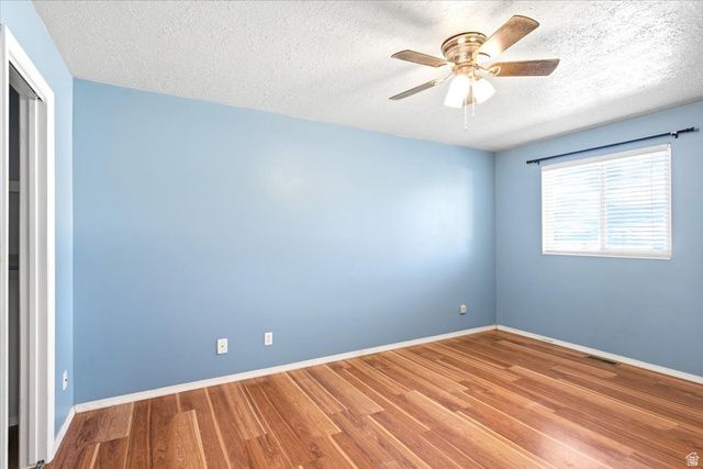 649 N 1360 W, Clinton, UT 84015