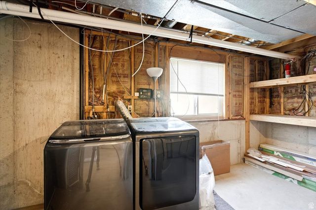 649 N 1360 W, Clinton, UT 84015