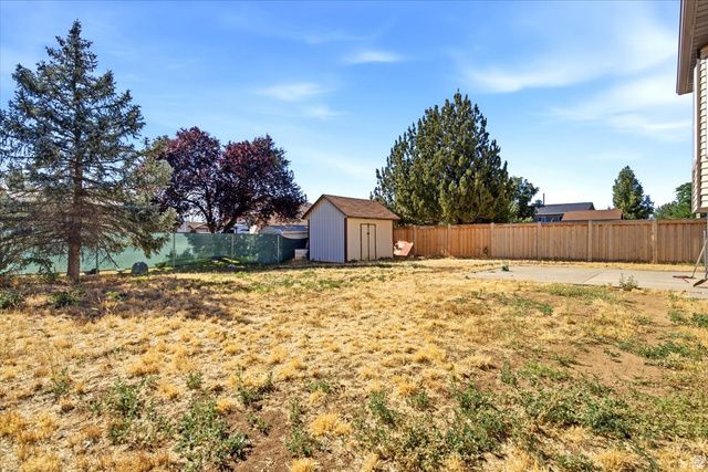 649 N 1360 W, Clinton, UT 84015