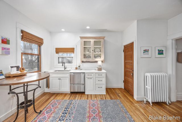 202 E 26th Street, Holland City, MI 49423