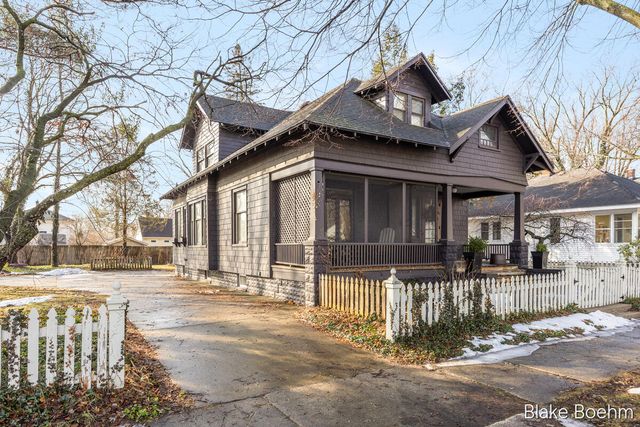 202 E 26th Street, Holland City, MI 49423