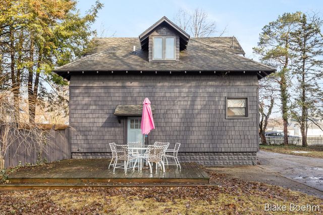 202 E 26th Street, Holland City, MI 49423