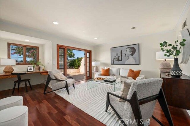 239 Via Socorro, San Clemente, CA 92672