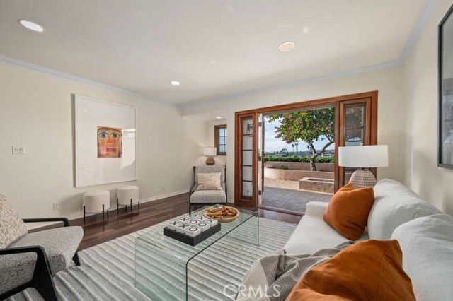 239 Via Socorro, San Clemente, CA 92672