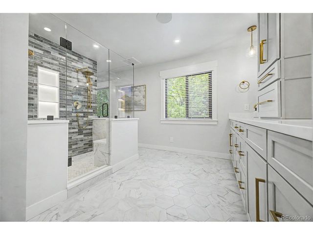 3469 E Easter Pl, Centennial, CO 80122
