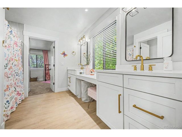 3469 E Easter Pl, Centennial, CO 80122