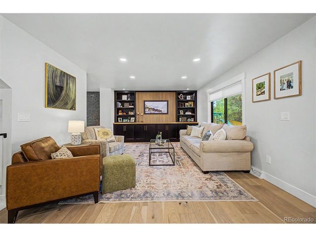 3469 E Easter Pl, Centennial, CO 80122