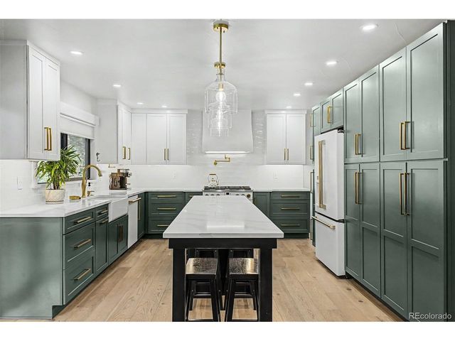 3469 E Easter Pl, Centennial, CO 80122