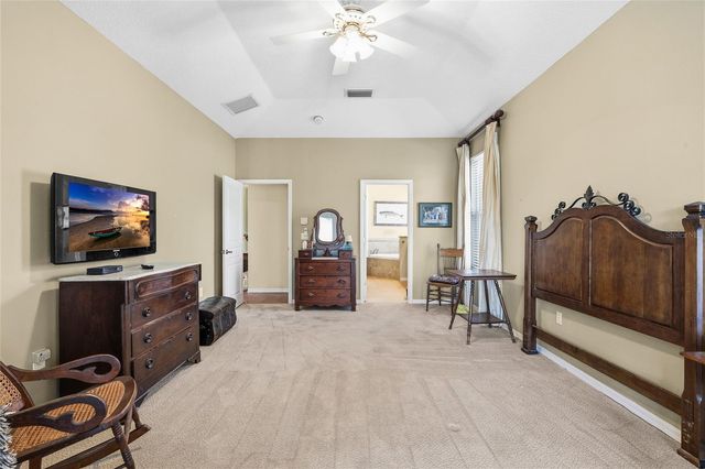 18955 MAISONS DRIVE, Lutz, FL 33558