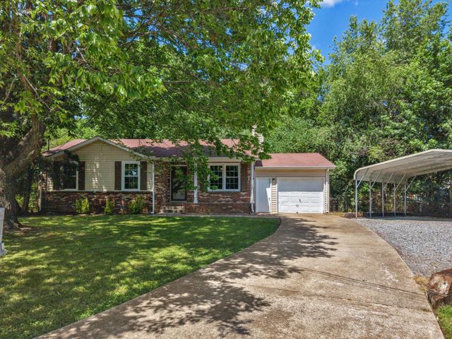 385 Nathaniel Ct, Clarksville, TN 37042