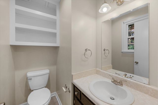 385 Nathaniel Ct, Clarksville, TN 37042