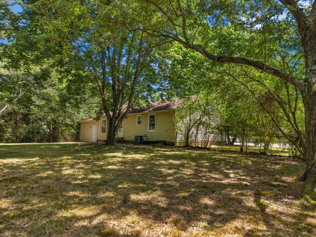 385 Nathaniel Ct, Clarksville, TN 37042