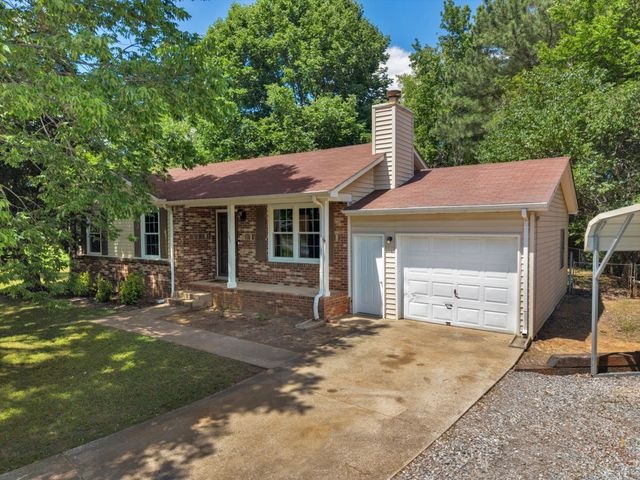 385 Nathaniel Ct, Clarksville, TN 37042