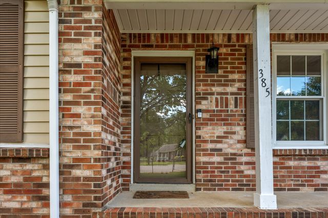 385 Nathaniel Ct, Clarksville, TN 37042