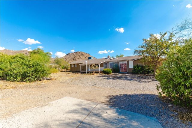 3430 W Chea Drive, Golden Valley, AZ 86413