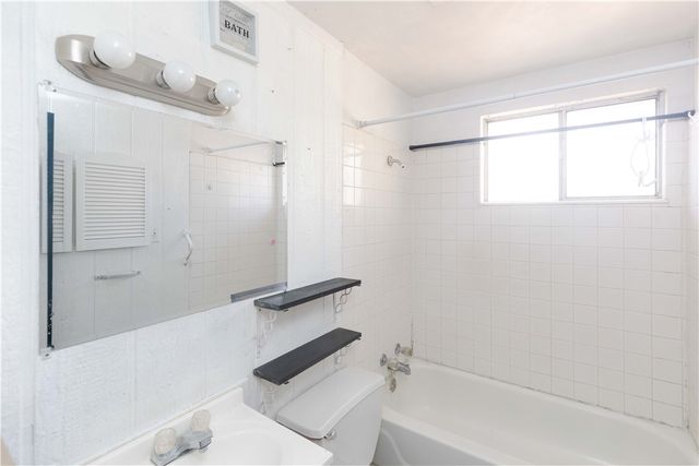 3430 W Chea Drive, Golden Valley, AZ 86413