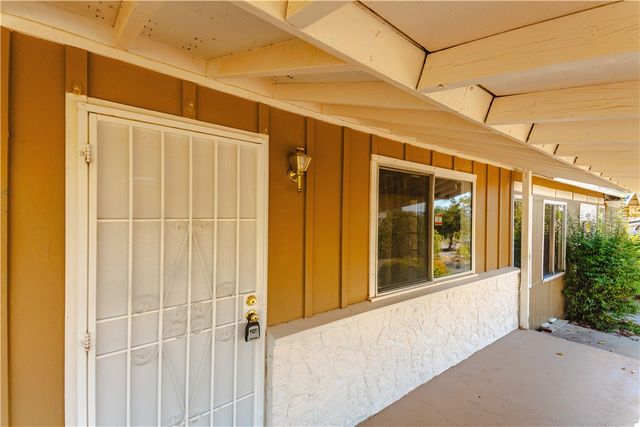 3430 W Chea Drive, Golden Valley, AZ 86413