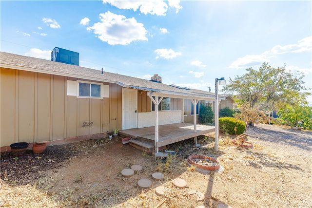 3430 W Chea Drive, Golden Valley, AZ 86413