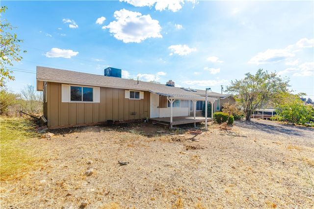 3430 W Chea Drive, Golden Valley, AZ 86413