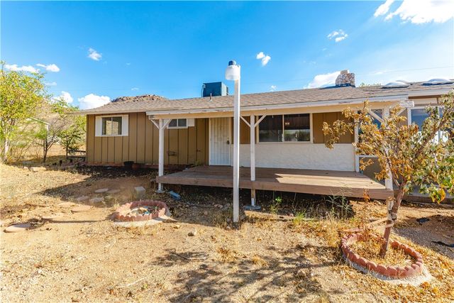 3430 W Chea Drive, Golden Valley, AZ 86413