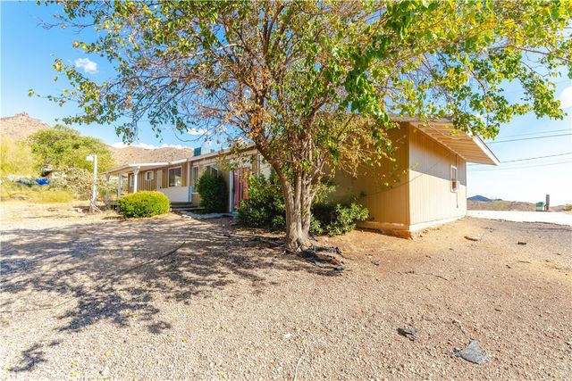 3430 W Chea Drive, Golden Valley, AZ 86413